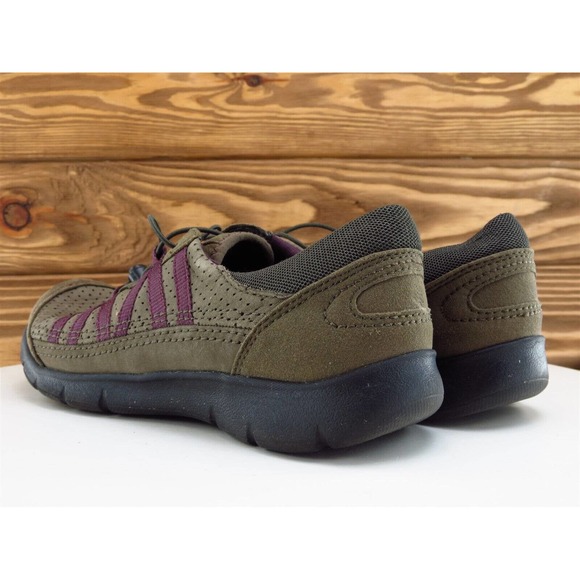 Clarks Size 6 Sneaker Brown Leather Medium Drawstring Women - Picture 8 of 11